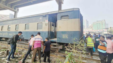 তেজগাঁওয়ে যমুনা এক্সপ্রেস ট্রেন লাইনচ্যুত