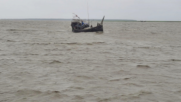 বঙ্গোপসাগরে কার্গো জাহাজডুবি, সাগরে ভাসছেন ১২ নাবিক