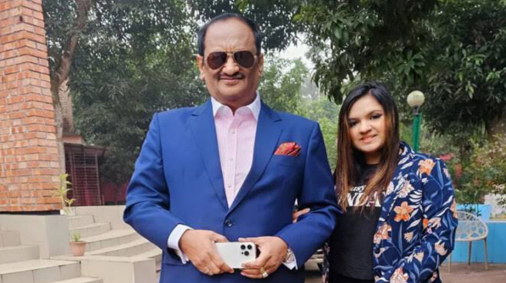 মুশতাক-তিশার ভিডিও সরাতে লিগ্যাল নোটিশ মুশতাক-তিশার ভিডিও সরাতে লিগ্যাল নোটিশ