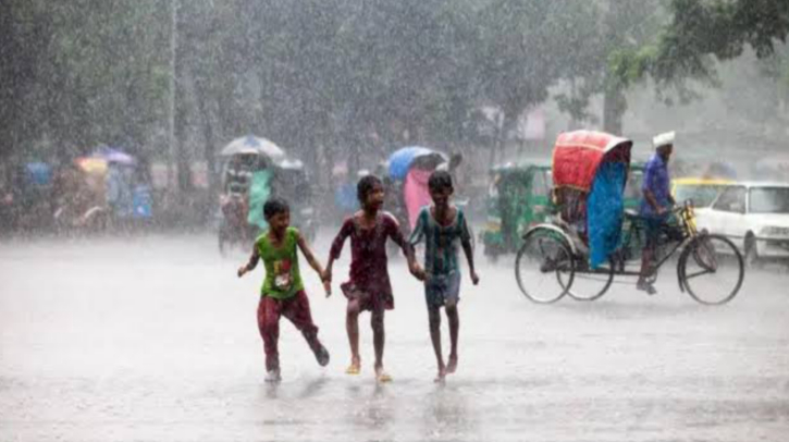 তিন বিভাগে বজ্রসহ বৃষ্টির আভাস তিন বিভাগে বজ্রসহ বৃষ্টির আভাস
