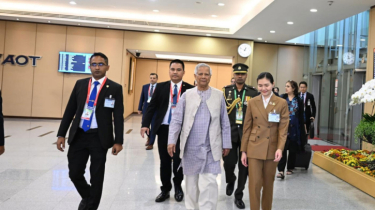 বিমসটেক সম্মেলনে যোগ দিতে ব্যাংকক পৌঁছেছেন প্রধান উপদেষ্টা
