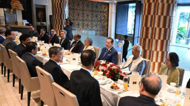 থাই বিশিষ্টজনদের সঙ্গে প্রধান উপদেষ্টার বৈঠক