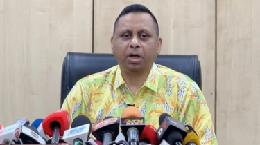 সরানো হলো ডিবি প্রধানকে