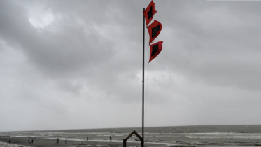 চার সমুদ্রবন্দর ও সাত অঞ্চলে সতর্কতা
