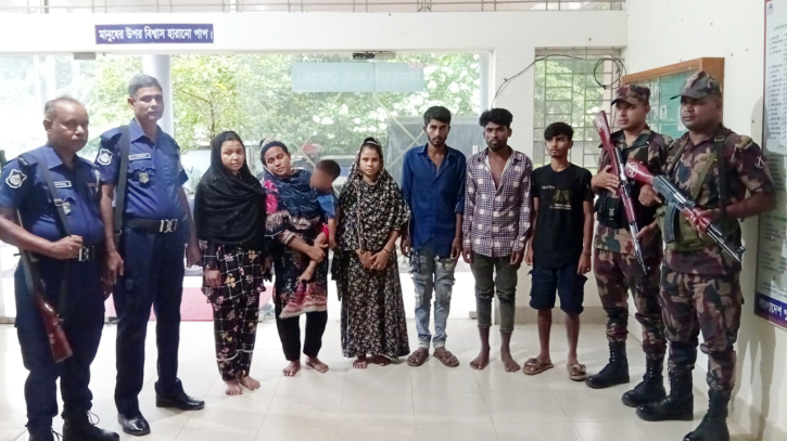 ঝিনাইগাতী সীমান্তে মানবপাচারকারীসহ ৭ জন আটক