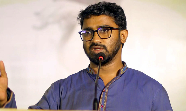 ট্রাকচাপা থেকে রক্ষা পেলেন রাশেদ খান