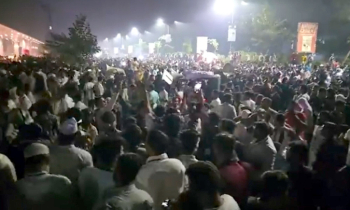 বিটিআরসি ঘেরাও মোবাইল ব্যবসায়ীদের