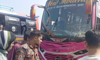 ফরিদপুরে বাসচাপায় অটোরিকশার ৩ যাত্রী নিহত ফরিদপুরে বাসচাপায় অটোরিকশার ৩ যাত্রী নিহত