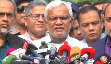 চিকিৎসা গ্রহণ করতে পারছেন খালেদা জিয়া, গুজবে কান না দেওয়ার অনুরোধ চিকিৎসা গ্রহণ করতে পারছেন খালেদা জিয়া, গুজবে কান না দেওয়ার অনুরোধ