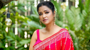 কোনো দলেই নাম লেখাতে চাই না : সোহিনী কোনো দলেই নাম লেখাতে চাই না : সোহিনী