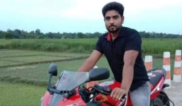 চাঁদাবাজির সময় গণপিটুনিতে সম্রাট বাহিনীর প্রধান নিহত চাঁদাবাজির সময় গণপিটুনিতে সম্রাট বাহিনীর প্রধান নিহত