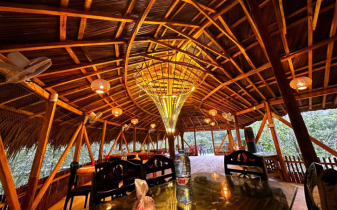 সুন্দরবনের ভিতরে থাকতে চাইলে বনলতাকে বেছে নিন, আছে বিশেষ প্যাকেজ সুন্দরবনের ভিতরে থাকতে চাইলে বনলতাকে বেছে নিন, আছে বিশেষ প্যাকেজ