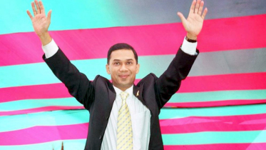 লন্ডনের হিথ্রো বিমানবন্দরের পথে তারেক রহমান