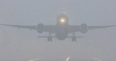 ঘন কুয়াশা, ঢাকায় নামতে পারেনি ৮ ফ্লাইট