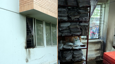 কুষ্টিয়ায় নির্বাচন অফিসে দুর্বৃত্তদের আগুন