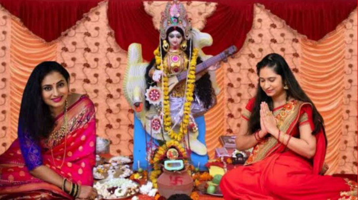 আজ সরস্বতী পূজা আজ সরস্বতী পূজা