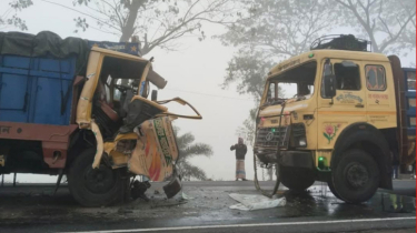 ঘন কুয়াশায় হাটিকুমরুল মহাসড়কে দুর্ঘটনায় নিহত ২