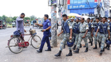 গোপালগঞ্জে পুলিশের দুই মামলায় আসামি ৮০০, গ্রেফতার ৯০