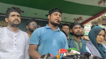 ইউনূসের ‘স্বজনপ্রীতির’ সবচেয়ে বড় উদাহরণ স্বাস্থ্য উপদেষ্টা:হাসনাত