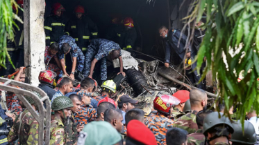 উত্তরায় বিমান দুর্ঘটনায় বাড়ছে মৃত্যুর মিছিল!