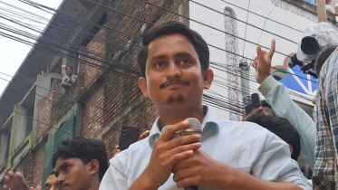 বরগুনার পথসভায় সারজিসকে দেখে ‘দুলাভাই দুলাভাই’ স্লোগান