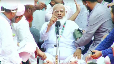 অসুস্থ হয়েও মঞ্চে বসেই বক্তব্য দিলেন জামায়াত আমির!