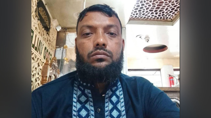 ফেনীতে বিএনপি নেতাকে কুপিয়ে আঙুল বিচ্ছিন্ন ফেনীতে বিএনপি নেতাকে কুপিয়ে আঙুল বিচ্ছিন্ন