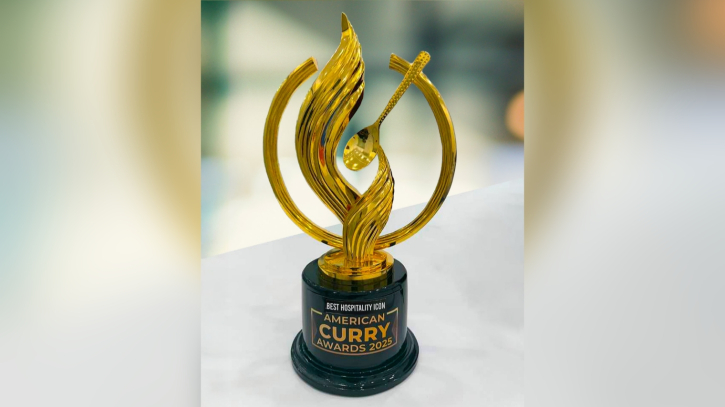 আমেরিকান কারি অ্যাওয়ার্ড আতিথেয়তা আইকন পুরস্কার পেলেন শাখাওয়াত আমেরিকান কারি অ্যাওয়ার্ড আতিথেয়তা আইকন পুরস্কার পেলেন শাখাওয়াত