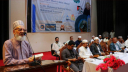 আইআইইউসি শিক্ষার্থীদের মাঝে কুরআন বিতরণ