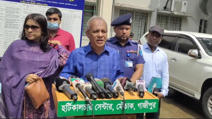 যেভাবে মব জাস্টিস করা হয়েছে তা কাম্য নয় : স্বরাষ্ট্র উপদেষ্টা যেভাবে মব জাস্টিস করা হয়েছে তা কাম্য নয় : স্বরাষ্ট্র উপদেষ্টা