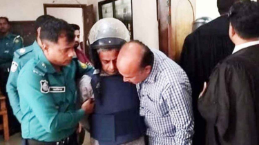 পুলিশের সঙ্গে ঝগড়ায় জড়ালেন সাবেক আইজিপি শহীদুল
