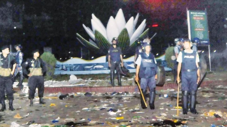 শাপলা চত্বর গণহত্যা: ৯৩ জন শহিদের খসড়া তালিকা প্রকাশ শাপলা চত্বর গণহত্যা: ৯৩ জন শহিদের খসড়া তালিকা প্রকাশ