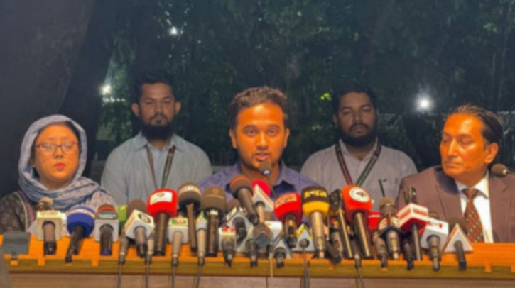 জুলাই ফাউন্ডেশনের সিইও পদ থেকে সরে দাঁড়ালেন স্নিগ্ধ জুলাই ফাউন্ডেশনের সিইও পদ থেকে সরে দাঁড়ালেন স্নিগ্ধ