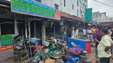 গাজীপুরে আগুনে পুড়েছে ৭টি দোকান