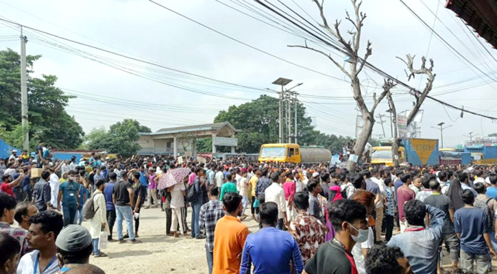 ঢাকা-চট্টগ্রাম মহাসড়ক অবরোধ, তীব্র যানজট