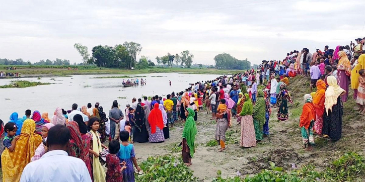 জামালপুরে নদীতে নিখোঁজ ৫ শিশুর সবার মরদেহ উদ্ধার জামালপুরে নদীতে নিখোঁজ ৫ শিশুর সবার মরদেহ উদ্ধার
