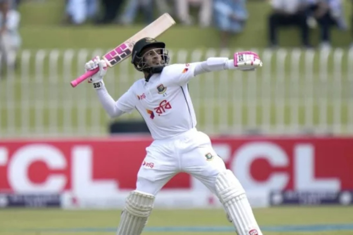 মুশফিকের শততম টেস্টে টস জিতে ব্যাটিংয়ে বাংলাদেশ