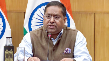 শেখ হাসিনাকে প্রত্যর্পণের অনুরোধ পর্যালোচনা করা হচ্ছে : ভারত