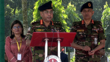 নারীদের বাদ দিয়ে উন্নয়নের চিন্তা করলে ভুল হবে: সেনাপ্রধান নারীদের বাদ দিয়ে উন্নয়নের চিন্তা করলে ভুল হবে: সেনাপ্রধান