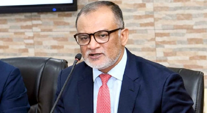 ব্যাংকিং খাতের অবস্থা যুদ্ধবিধ্বস্ত দেশের চেয়েও খারাপ: বাণিজ্য উপদেষ্টা