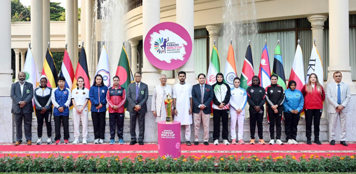 নারী কাবাডি বিশ্বকাপের ট্রফি উন্মোচন করলেন প্রধান উপদেষ্টা