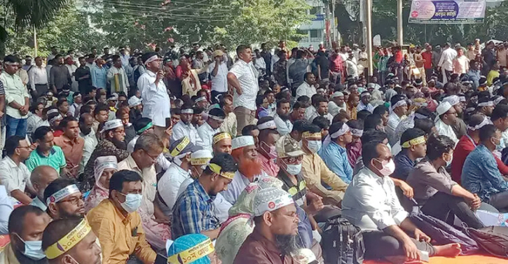 অনির্দিষ্টকালের জন্য কর্মবিরতির ঘোষণা প্রাথমিক শিক্ষকদের