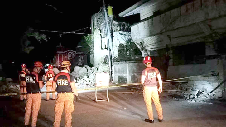 ফিলিপাইনে শক্তিশালী ভূমিকম্পে নিহত ২৬ ফিলিপাইনে শক্তিশালী ভূমিকম্পে নিহত ২৬