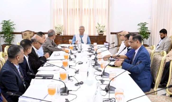 নির্বাচনে স্বচ্ছতা নিশ্চিতে দ্রুত বডি-অন-ক্যামেরা ক্রয়ের নির্দেশ প্রধান উপদেষ্টার নির্বাচনে স্বচ্ছতা নিশ্চিতে দ্রুত বডি-অন-ক্যামেরা ক্রয়ের নির্দেশ প্রধান উপদেষ্টার