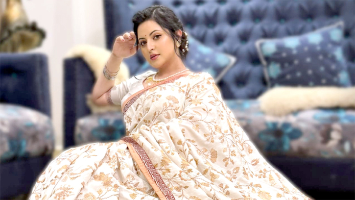 ১০০ বাচ্চার মা হয়ে ওদের দেখাশোনা করতে চাই : পরীমনি
