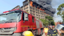 চট্টগ্রামের আগুন নেভাতে যোগ দিলো সেনা ও নৌবাহিনী
