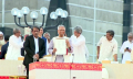 জুলাই সনদে সই করলেন প্রধান উপদেষ্টা ও রাজনৈতিক দলের প্রতিনিধিরা