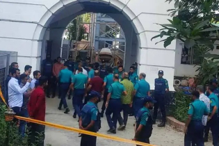 ১৫ সেনা কর্মকর্তাকে কারাগারে পাঠানোর নির্দেশ