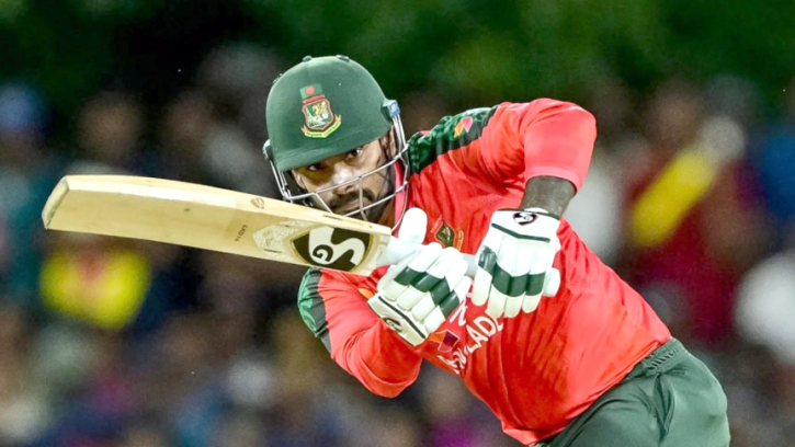 রেকর্ড ভাঙার দোরগোড়ায় লিটন দাস