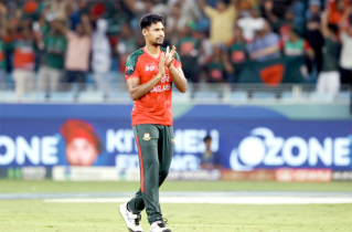 মুস্তাফিজের সামনে রেকর্ডের হাতছানি